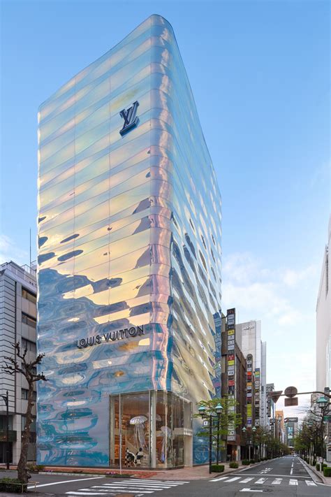 tokyo ginza louis vuitton